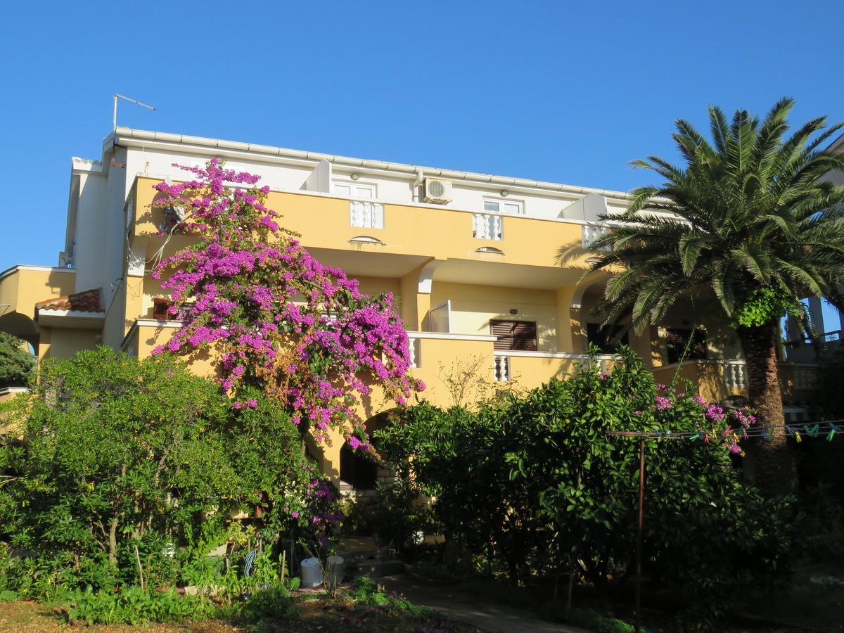 Apartments Palma Novalja Exterior foto